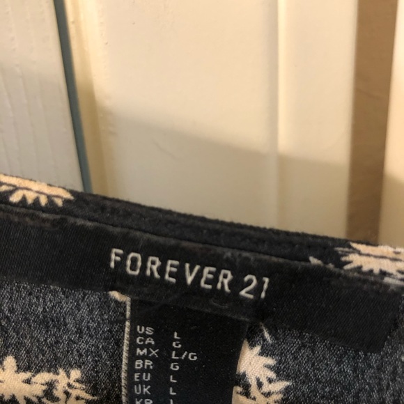 Forever 21 Romper - Picture 3 of 3